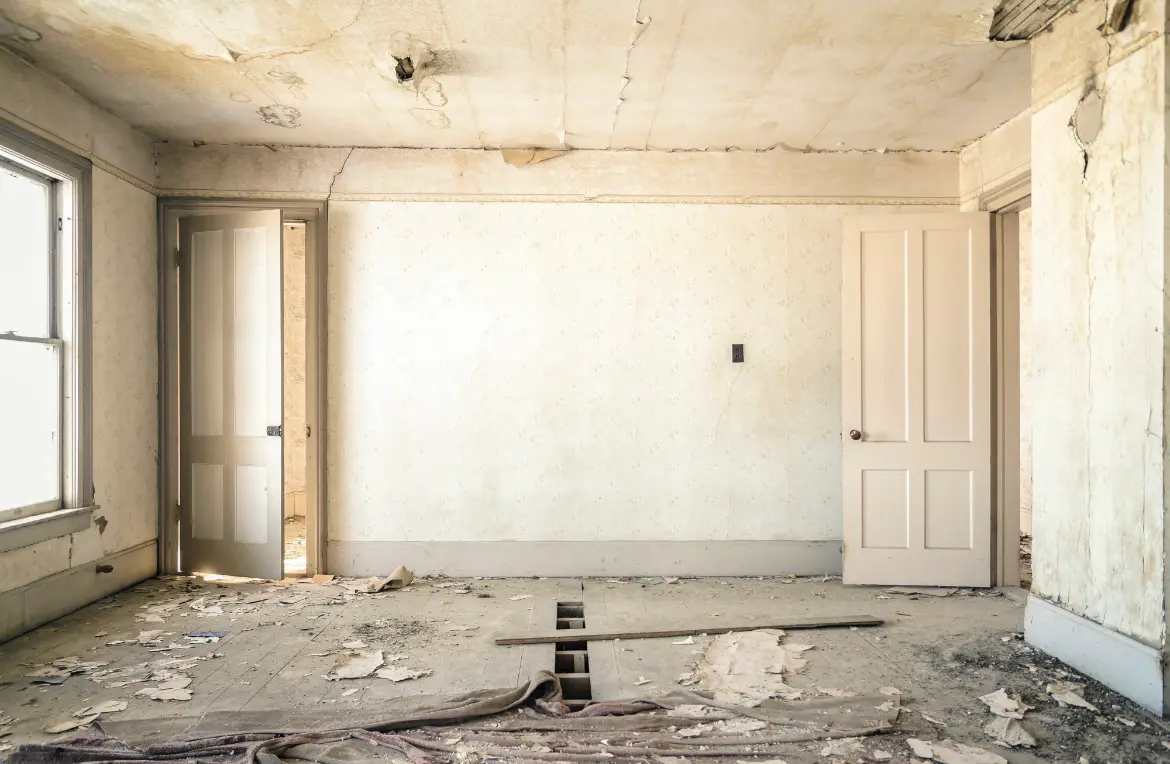 Waste disposal crew managing a cleanout project in Franklin Farm